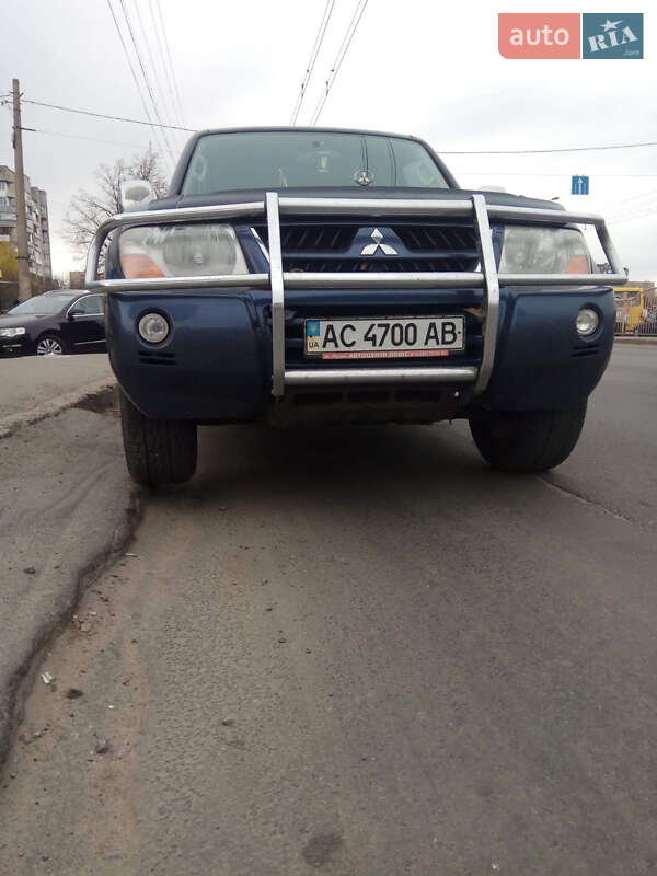 Позашляховик / Кросовер Mitsubishi Pajero 2006 в Луцьку фото 2 Позашляховик / Кросовер Mitsubishi Pajero 2006 в Луцьку