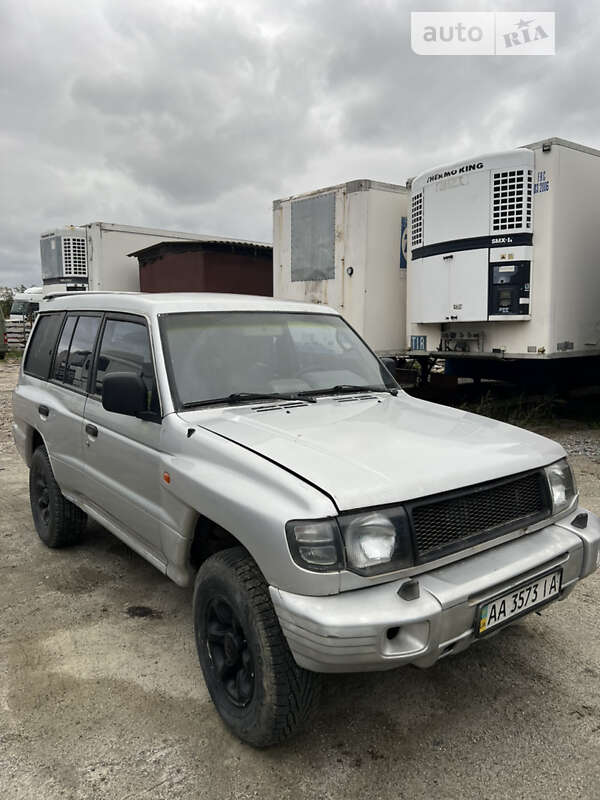 Mitsubishi Pajero 1998