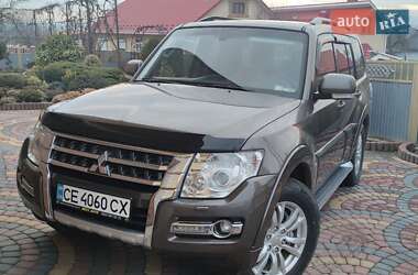 Внедорожник / Кроссовер Mitsubishi Pajero 2015 в 