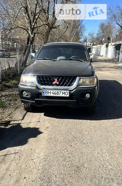 Внедорожник / Кроссовер Mitsubishi Pajero 2001 в Одессе