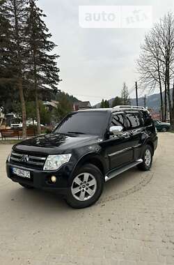 Внедорожник / Кроссовер Mitsubishi Pajero 2007 в Верховине