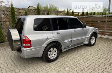 Внедорожник / Кроссовер Mitsubishi Pajero 2006 в Моршине