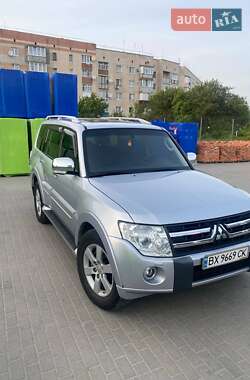 Mitsubishi Pajero 2008