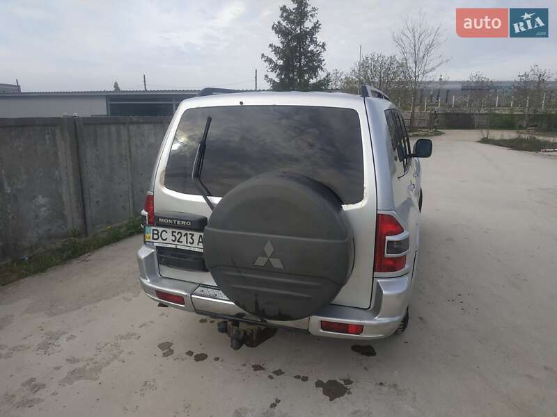 Внедорожник / Кроссовер Mitsubishi Pajero 2001 в Львове