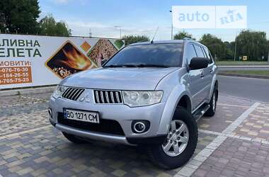 Внедорожник / Кроссовер Mitsubishi Pajero 2011 в Городенке