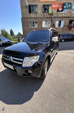Mitsubishi Pajero 2007
