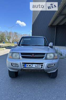 Позашляховик / Кросовер Mitsubishi Pajero 2002 в Харкові