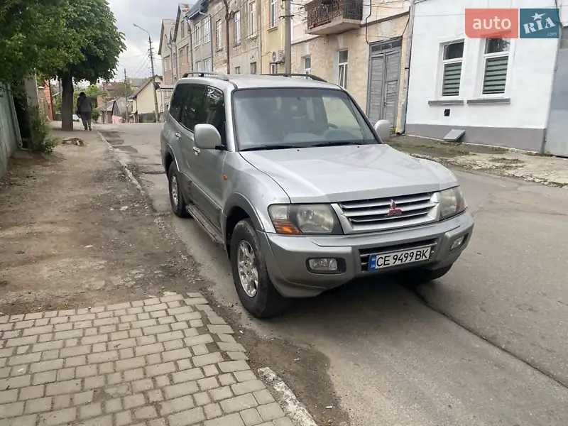 Mitsubishi Pajero 2002