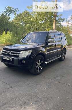 Позашляховик / Кросовер Mitsubishi Pajero 2007 в Миколаєві