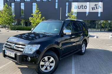 Внедорожник / Кроссовер Mitsubishi Pajero 2007 в Ровно