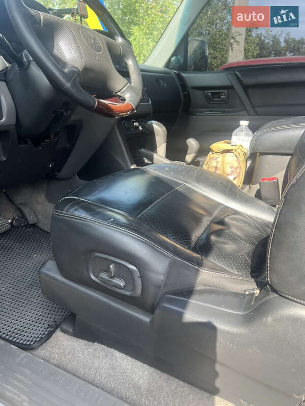 Внедорожник / Кроссовер Mitsubishi Pajero 2000 в Первомайске