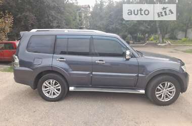 Mitsubishi Pajero 2008