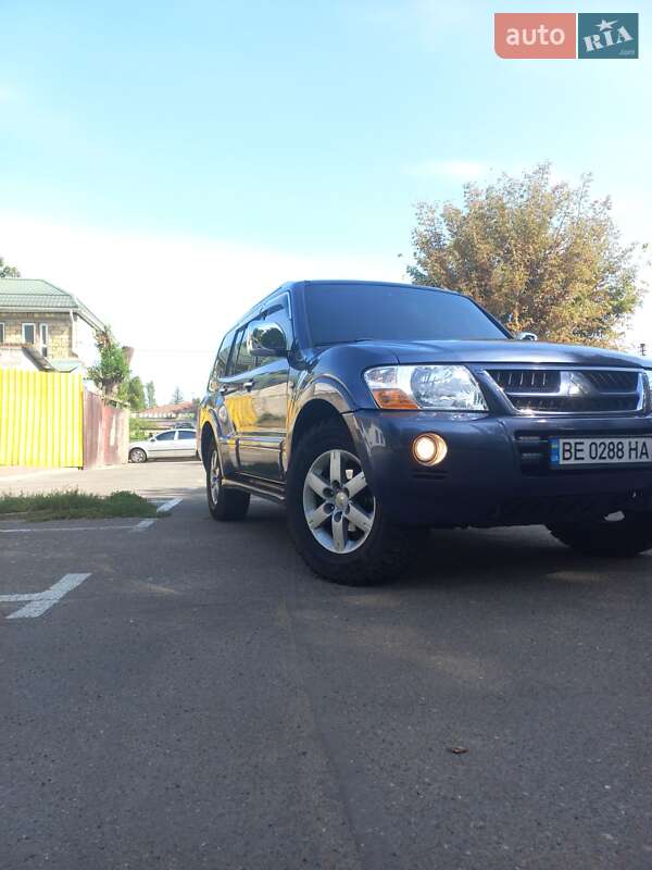 Внедорожник / Кроссовер Mitsubishi Pajero 2006 в Николаеве фото 3 Внедорожник / Кроссовер Mitsubishi Pajero 2006 в Николаеве