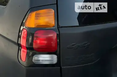 Mitsubishi Pajero 2000