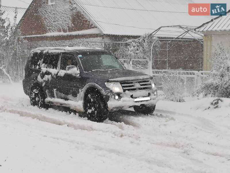 Mitsubishi Pajero 2007
