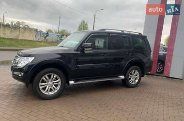 Mitsubishi Pajero 2019