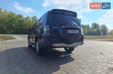 Внедорожник / Кроссовер Mitsubishi Pajero 2007 в Диканьке