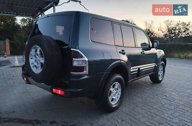 Позашляховик / Кросовер Mitsubishi Pajero 2001 в Володимирі