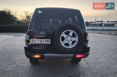 Позашляховик / Кросовер Mitsubishi Pajero 2001 в Володимирі