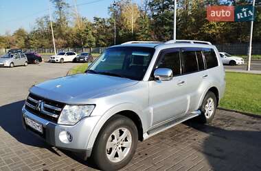 Mitsubishi Pajero 2008