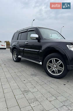 Внедорожник / Кроссовер Mitsubishi Pajero 2007 в Львове