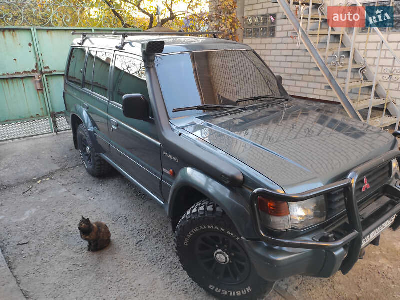 Внедорожник / Кроссовер Mitsubishi Pajero 1993 в Кременчуге