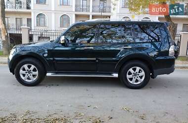 Внедорожник / Кроссовер Mitsubishi Pajero 2007 в Одессе