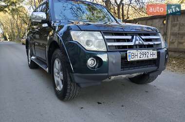 Внедорожник / Кроссовер Mitsubishi Pajero 2007 в Одессе