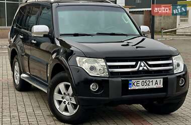 Внедорожник / Кроссовер Mitsubishi Pajero 2007 в Днепре