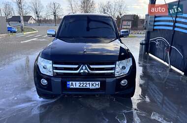 Внедорожник / Кроссовер Mitsubishi Pajero 2008 в Коростене