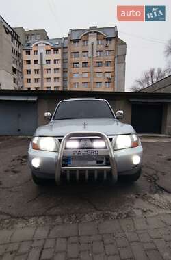 Позашляховик / Кросовер Mitsubishi Pajero 2006 в Львові