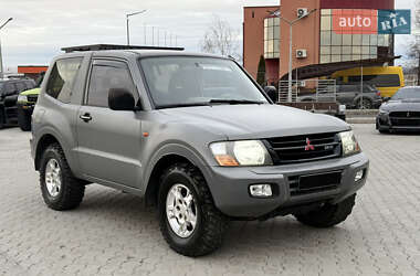 Позашляховик / Кросовер Mitsubishi Pajero 2000 в Мукачевому