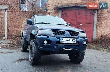 Внедорожник / Кроссовер Mitsubishi Pajero 2004 в Глевахе