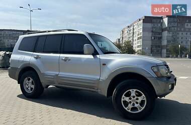 Позашляховик / Кросовер Mitsubishi Pajero 2002 в Сумах