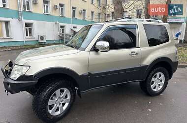 Mitsubishi Pajero 2007