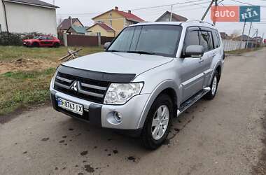 Внедорожник / Кроссовер Mitsubishi Pajero 2007 в Одессе