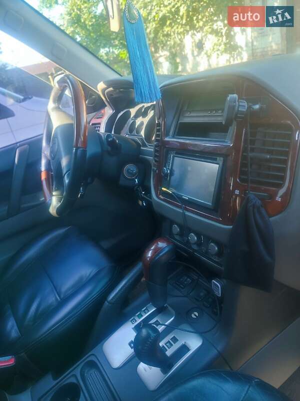 Внедорожник / Кроссовер Mitsubishi Pajero 2003 в Прилуках