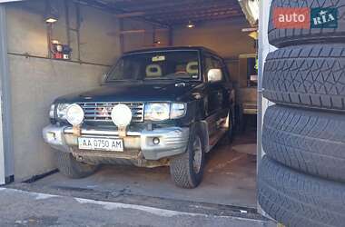 Позашляховик / Кросовер Mitsubishi Pajero 1999 в Києві