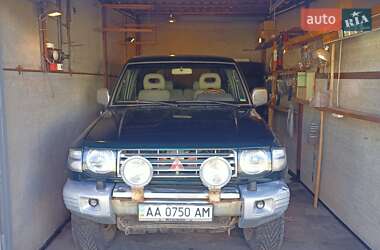 Позашляховик / Кросовер Mitsubishi Pajero 1999 в Києві