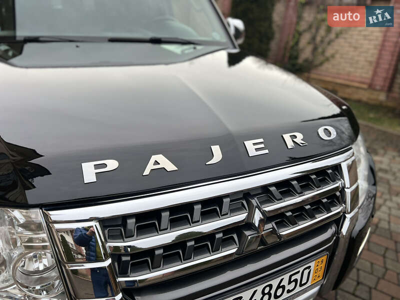 Внедорожник / Кроссовер Mitsubishi Pajero 2018 в Черновцах фото 17 Внедорожник / Кроссовер Mitsubishi Pajero 2018 в Черновцах