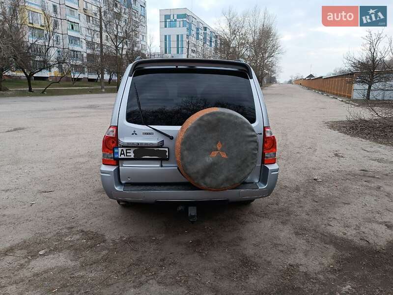 Внедорожник / Кроссовер Mitsubishi Pajero 2007 в Каменском