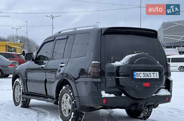 Позашляховик / Кросовер Mitsubishi Pajero 2007 в Львові