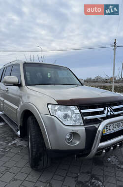 Mitsubishi Pajero 2007