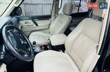 Внедорожник / Кроссовер Mitsubishi Pajero 2007 в Харькове