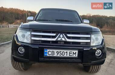 Внедорожник / Кроссовер Mitsubishi Pajero 2007 в 