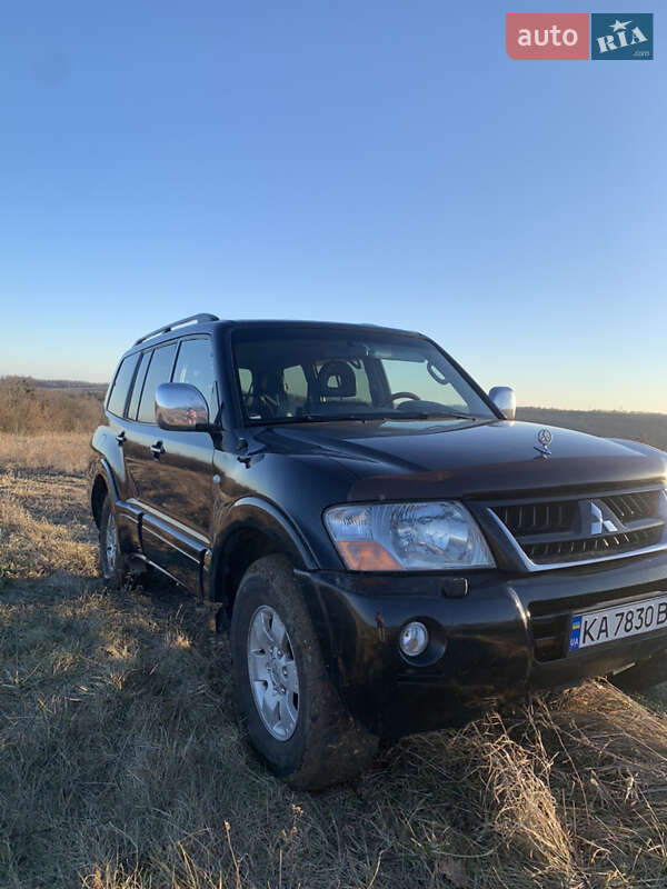 Внедорожник / Кроссовер Mitsubishi Pajero 2006 в Киеве фото 4 Внедорожник / Кроссовер Mitsubishi Pajero 2006 в Киеве