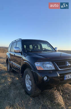 Внедорожник / Кроссовер Mitsubishi Pajero 2006 в 