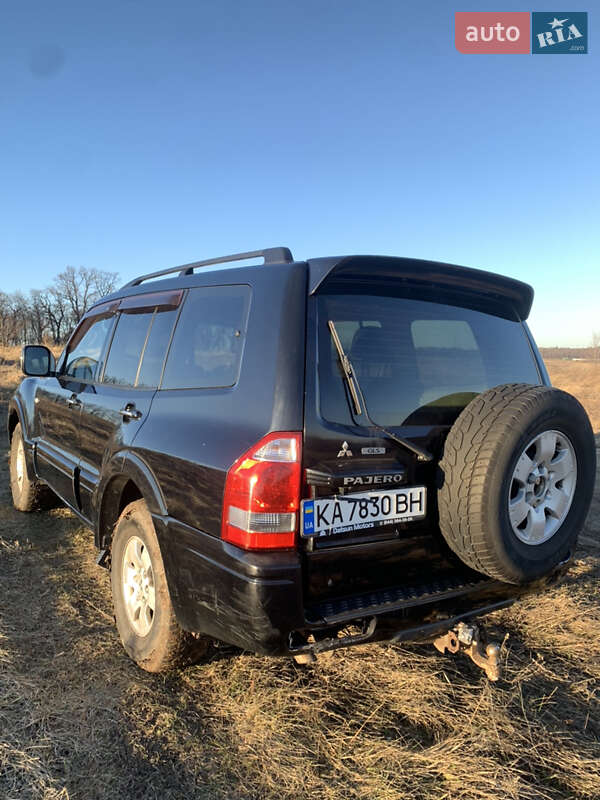 Внедорожник / Кроссовер Mitsubishi Pajero 2006 в Киеве фото 7 Внедорожник / Кроссовер Mitsubishi Pajero 2006 в Киеве