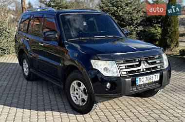 Позашляховик / Кросовер Mitsubishi Pajero 2007 в Львові