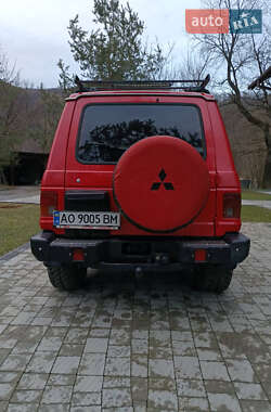 Внедорожник / Кроссовер Mitsubishi Pajero 1986 в 